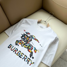 BURBER*Y巴*莉2026春夏新品男女同款👫短袖T恤,重磅来袭,最近比较火热的环保纯棉面料制作而成,高端户外运动休闲 BURBER*Y巴*莉2026春夏新品男女同款👫短袖T恤,重磅来袭,最近比较火热的环保纯棉面料制作而成,高端户外运动休闲
