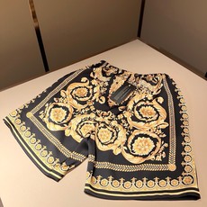 VERS*CE/范*哲 2026春夏新品原单睡衣真丝套装VERS*CE/范*哲 贸易公司渠道 产品 值的推荐 ,全景 VERS*CE/范*哲 2026春夏新品原单睡衣真丝套装VERS*CE/范*哲 贸易公司渠道 产品 值的推荐 ,全景