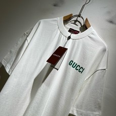 Gucc*古家 2026春夏新款男女同情侣款👫休闲宽松棉质圆领短袖T恤衫!贸易公司渠道稀出,同步官网发售 ! 2 Gucc*古家 2026春夏新款男女同情侣款👫休闲宽松棉质圆领短袖T恤衫!贸易公司渠道稀出,同步官网发售 ! 2