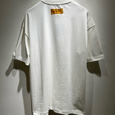 LouisVuitt*路易*登 2026春夏全新系列单品上线,非常时髦前卫的一款男女同款短袖T恤,标识logo图案印花修 LouisVuitt*路易*登 2026春夏全新系列单品上线,非常时髦前卫的一款男女同款短袖T恤,标识logo图案印花修
