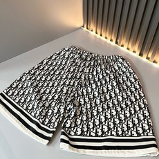 Dio*r迪*奥2026春夏新品男女同款👫睡衣休闲套装,贸易公司渠道稀出,同步官网发售,男神女神最为期待的精品狠货重磅来 Dio*r迪*奥2026春夏新品男女同款👫睡衣休闲套装,贸易公司渠道稀出,同步官网发售,男神女神最为期待的精品狠货重磅来