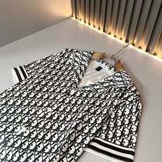 Dio*r迪*奥2026春夏新品男女同款👫睡衣休闲套装,贸易公司渠道稀出,同步官网发售,男神女神最为期待的精品狠货重磅来 Dio*r迪*奥2026春夏新品男女同款👫睡衣休闲套装,贸易公司渠道稀出,同步官网发售,男神女神最为期待的精品狠货重磅来