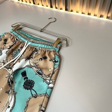Dolce&Gabba*a 杜嘉*纳2026春夏新款男女同款👫睡衣套装,专柜同步发售!定制专属丝绸棉面料,衣身logo图 Dolce&Gabba*a 杜嘉*纳2026春夏新款男女同款👫睡衣套装,专柜同步发售!定制专属丝绸棉面料,衣身logo图