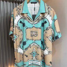 Dolce&Gabba*a 杜嘉*纳2026春夏新款男女同款👫睡衣套装,专柜同步发售!定制专属丝绸棉面料,衣身logo图 Dolce&Gabba*a 杜嘉*纳2026春夏新款男女同款👫睡衣套装,专柜同步发售!定制专属丝绸棉面料,衣身logo图