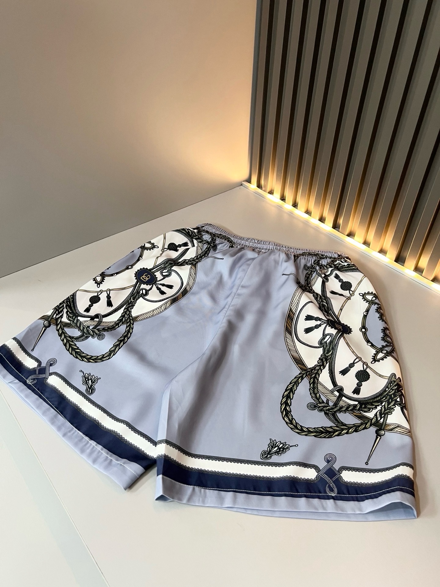 Dolce&Gabba*a 杜嘉*纳2026春夏新款男女同款👫睡衣套装,专柜同步发售!定制专属丝绸棉面料,衣身logo图 Dolce&Gabba*a 杜嘉*纳2026春夏新款男女同款👫睡衣套装,专柜同步发售!定制专属丝绸棉面料,衣身logo图