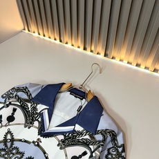 Dolce&Gabba*a 杜嘉*纳2026春夏新款男女同款👫睡衣套装,专柜同步发售!定制专属丝绸棉面料,衣身logo图 Dolce&Gabba*a 杜嘉*纳2026春夏新款男女同款👫睡衣套装,专柜同步发售!定制专属丝绸棉面料,衣身logo图