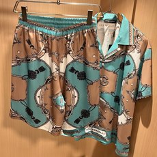 Dolce&Gabba*a 杜嘉*纳2026春夏新款男女同款👫睡衣套装,专柜同步发售!定制专属丝绸棉面料,衣身logo图 Dolce&Gabba*a 杜嘉*纳2026春夏新款男女同款👫睡衣套装,专柜同步发售!定制专属丝绸棉面料,衣身logo图