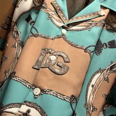Dolce&Gabba*a 杜嘉*纳2026春夏新款男女同款👫睡衣套装,专柜同步发售!定制专属丝绸棉面料,衣身logo图 Dolce&Gabba*a 杜嘉*纳2026春夏新款男女同款👫睡衣套装,专柜同步发售!定制专属丝绸棉面料,衣身logo图