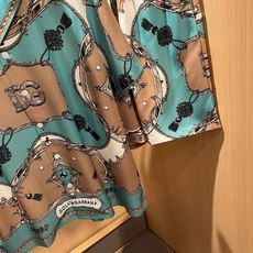 Dolce&Gabba*a 杜嘉*纳2026春夏新款男女同款👫睡衣套装,专柜同步发售!定制专属丝绸棉面料,衣身logo图 Dolce&Gabba*a 杜嘉*纳2026春夏新款男女同款👫睡衣套装,专柜同步发售!定制专属丝绸棉面料,衣身logo图