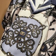 Dolce&Gabba*a 杜嘉*纳2026春夏新款男女同款👫睡衣套装,专柜同步发售!定制专属丝绸棉面料,衣身logo图 Dolce&Gabba*a 杜嘉*纳2026春夏新款男女同款👫睡衣套装,专柜同步发售!定制专属丝绸棉面料,衣身logo图