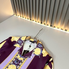 VERS*CE/范*哲 2026春夏新品原单睡衣真丝套装VERS*CE/范*哲 贸易公司渠道 产品 值的推荐 ,全景 VERS*CE/范*哲 2026春夏新品原单睡衣真丝套装VERS*CE/范*哲 贸易公司渠道 产品 值的推荐 ,全景