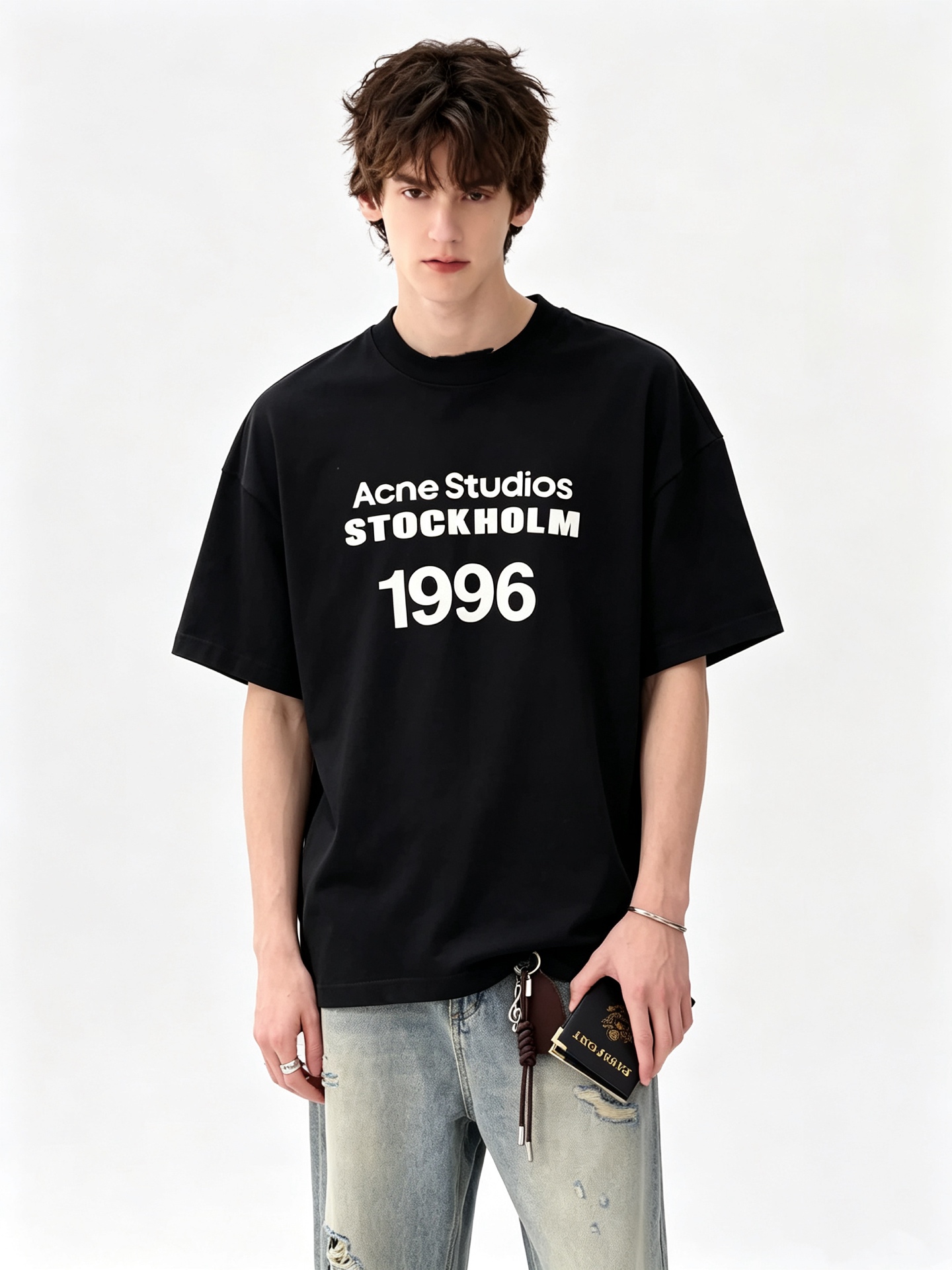 Acne Studi*os2026春夏新款男女同款👫短袖T恤，专柜同步发售！定制专属洗水纯棉面料，定制原版工艺螺纹，衣身