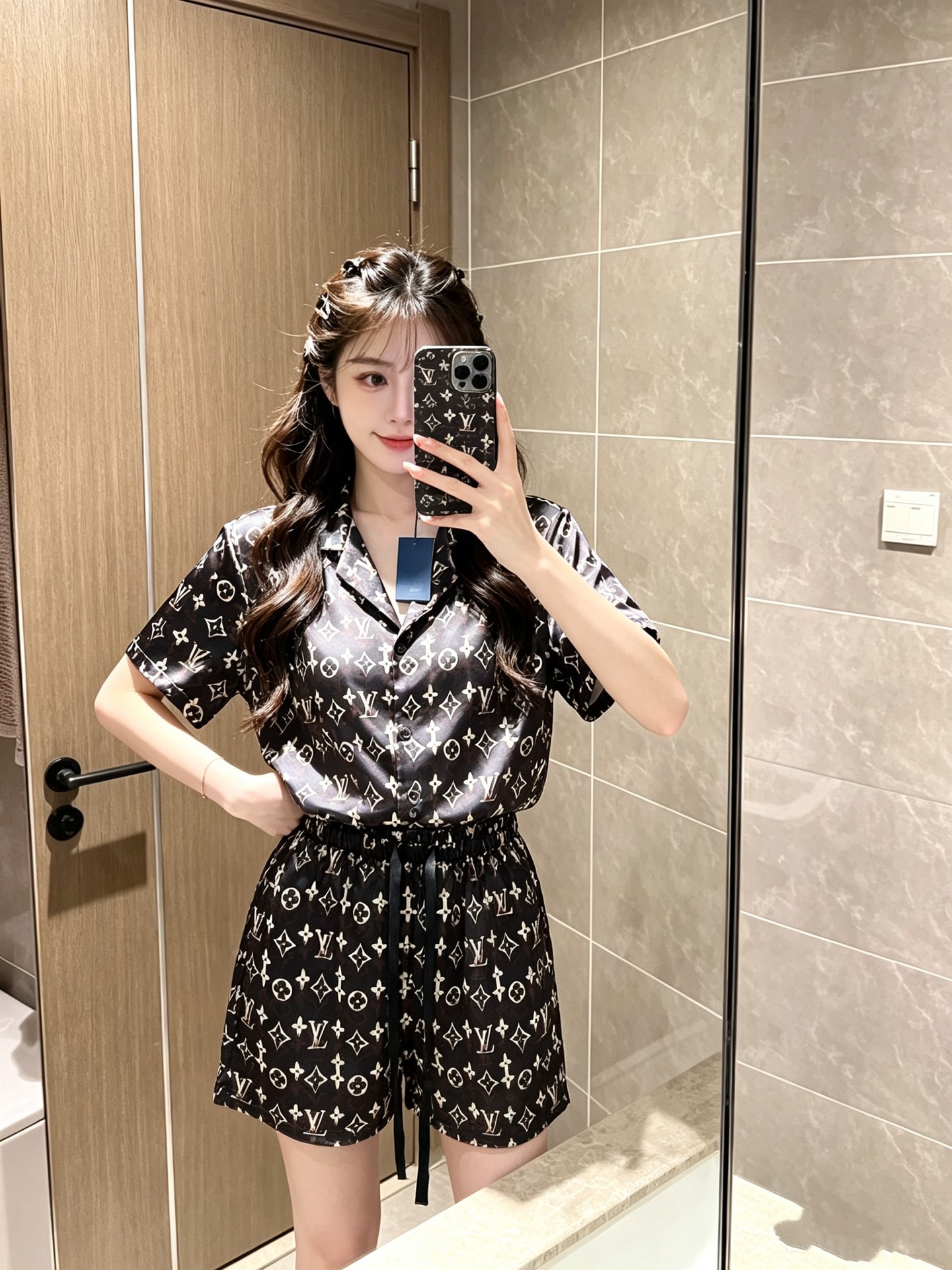 Louis Vuit*on 路易家族 2026春夏新款轻奢睡衣休闲套装，男女同款👫睡衣套装！路易家族的新高端，细节品质永