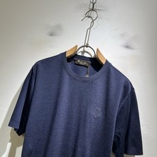 Loro Piana诺悠翩雅 2026春夏男士最新的贸易订单短袖T恤,全品相!!采用logo图案刺绣设计!定制纯棉面料! Loro Piana诺悠翩雅 2026春夏男士最新的贸易订单短袖T恤,全品相!!采用logo图案刺绣设计!定制纯棉面料!