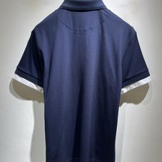 Prad*普*达 2026春夏季新款经典元素短袖Polo衫,经典大方的款式,可以穿十年都还是流行的那种,你一定要收藏几件 Prad*普*达 2026春夏季新款经典元素短袖Polo衫,经典大方的款式,可以穿十年都还是流行的那种,你一定要收藏几件