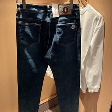 MONC蒙*口2026春夏新款牛仔裤,贸易公司渠道稀出,同步官网发售!M稀缺渠道订单臻品,品质控闭眼收走的不后悔款!定制 MONC蒙*口2026春夏新款牛仔裤,贸易公司渠道稀出,同步官网发售!M稀缺渠道订单臻品,品质控闭眼收走的不后悔款!定制