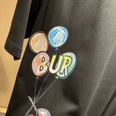 BURBER*Y巴*莉2026春夏新品男女同款👫短袖T恤,重磅来袭,最近比较火热的环保纯棉面料制作而成,高端户外运动休闲 BURBER*Y巴*莉2026春夏新品男女同款👫短袖T恤,重磅来袭,最近比较火热的环保纯棉面料制作而成,高端户外运动休闲