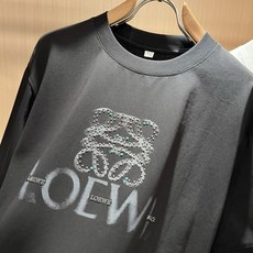 LOE*WE罗*威 2026春夏新款男女同款👫短袖T恤,意大利原厂订单渠道,极具个性高级风,标志logo图案印花工艺设计 LOE*WE罗*威 2026春夏新款男女同款👫短袖T恤,意大利原厂订单渠道,极具个性高级风,标志logo图案印花工艺设计
