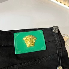 Versa*e范*哲 2026春夏新款经典男士休闲牛仔裤、代工厂出品,出口欧美订单,2024官柜同步发售!!客供土耳其牛 Versa*e范*哲 2026春夏新款经典男士休闲牛仔裤、代工厂出品,出口欧美订单,2024官柜同步发售!!客供土耳其牛