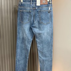 LO*WE/罗*威2026春夏新品男士时装款高端休闲裤,香港洋行渠道货,日本原厂出品,纯血统品质,完美延续了LOE*家的 LO*WE/罗*威2026春夏新品男士时装款高端休闲裤,香港洋行渠道货,日本原厂出品,纯血统品质,完美延续了LOE*家的