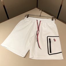 Moncler蒙家 2026春夏最新男女同款👫贸易订单休闲套装,全品相!!网红款!采用logo图案徽章设计!上身舒适透气 Moncler蒙家 2026春夏最新男女同款👫贸易订单休闲套装,全品相!!网红款!采用logo图案徽章设计!上身舒适透气