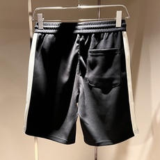 Moncler蒙家 2026春夏最新男女同款👫贸易订单休闲套装,全品相!!网红款!采用logo图案徽章设计!上身舒适透气 Moncler蒙家 2026春夏最新男女同款👫贸易订单休闲套装,全品相!!网红款!采用logo图案徽章设计!上身舒适透气