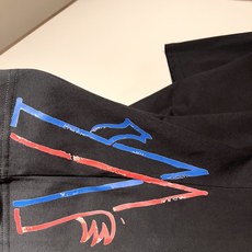 Moncler蒙家 2026春夏最新男女同款👫贸易订单短袖T恤,全品相!!网红款!采用logo图案印花设计!上身舒适透气 Moncler蒙家 2026春夏最新男女同款👫贸易订单短袖T恤,全品相!!网红款!采用logo图案印花设计!上身舒适透气