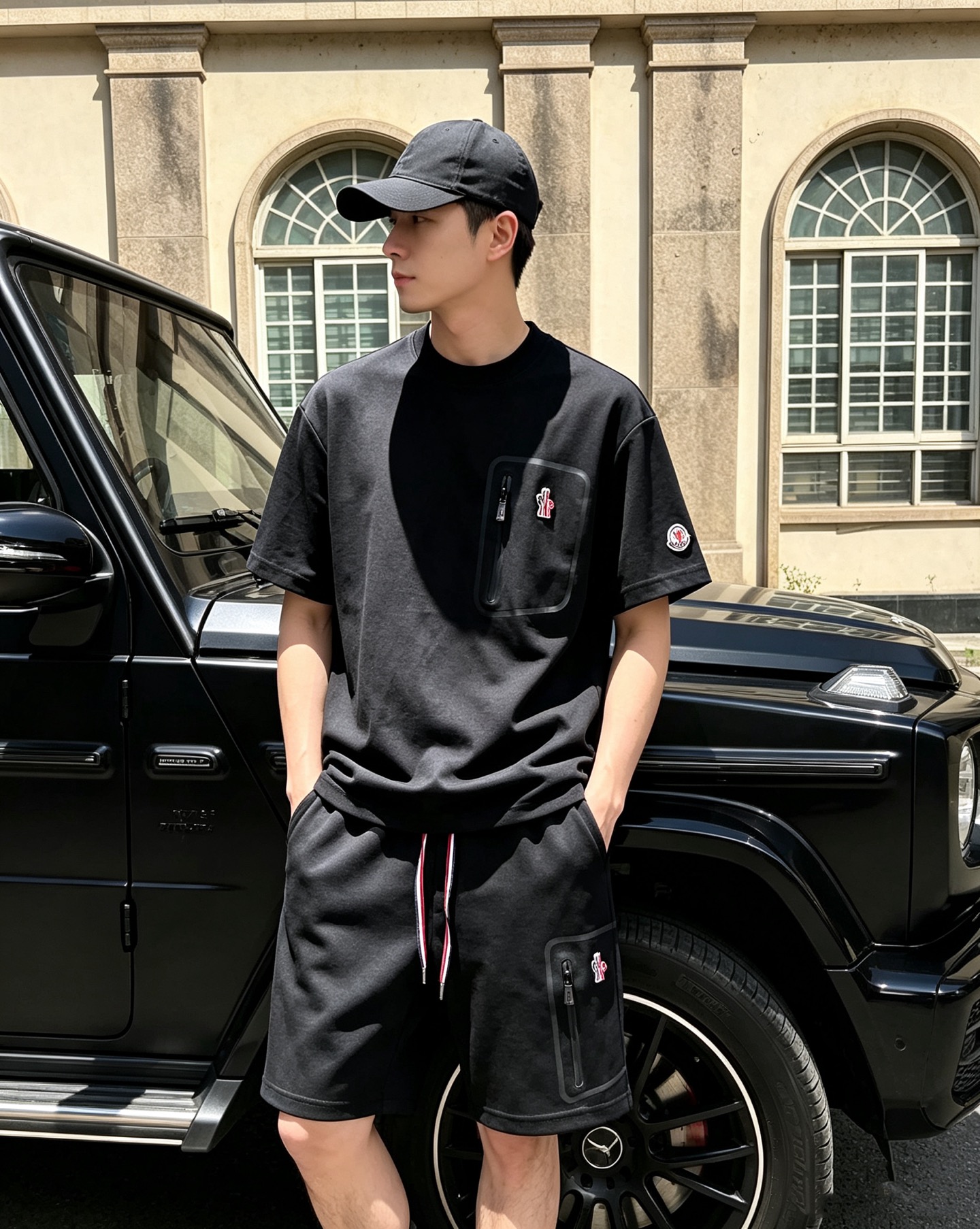 Moncler蒙家 2026春夏最新男女同款👫贸易订单休闲套装，全品相！！网红款！采用logo图案徽章设计！上身舒适透气