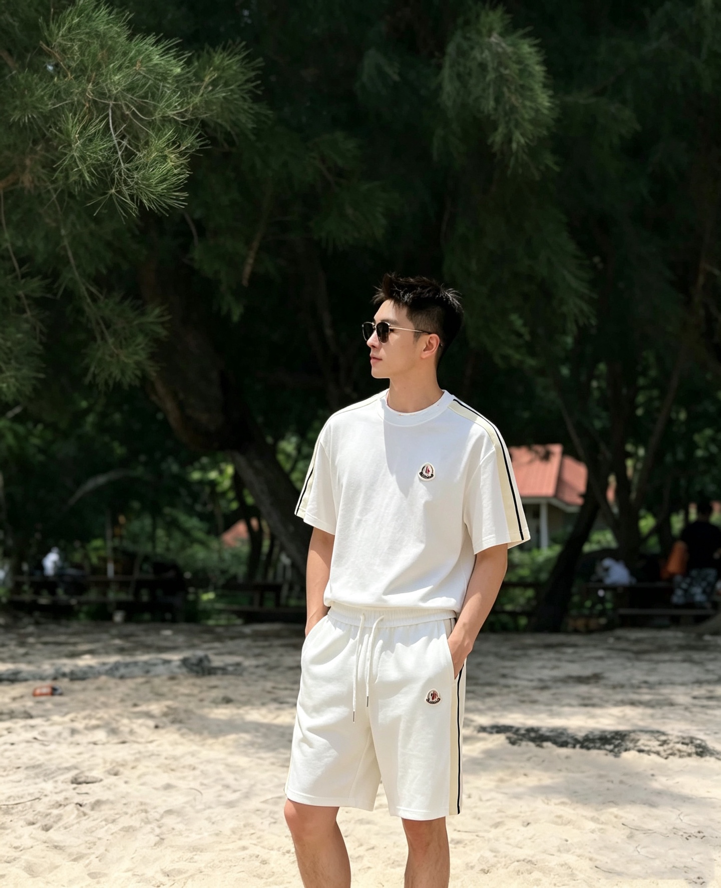 Moncler蒙家 2026春夏最新男女同款👫贸易订单休闲套装，全品相！！网红款！采用logo图案徽章设计！上身舒适透气