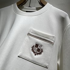 Loro Piana诺悠翩雅 2026秋冬男士最新的贸易订单打底衫,全品相!!胸前采用logo图案刺绣设计!定制婴儿绒面 Loro Piana诺悠翩雅 2026秋冬男士最新的贸易订单打底衫,全品相!!胸前采用logo图案刺绣设计!定制婴儿绒面