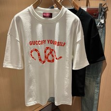 Gucc*古家 2026春夏新款男女同情侣款👫休闲宽松棉质圆领短袖T恤衫!贸易公司渠道稀出,同步官网发售 ! 2 Gucc*古家 2026春夏新款男女同情侣款👫休闲宽松棉质圆领短袖T恤衫!贸易公司渠道稀出,同步官网发售 ! 2