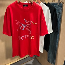 ARCTER*X始*祖鸟 2026春夏新款男女同款👫休闲短袖T恤,户外品牌可能大家第一想到的就是加拿大鹅、始祖鸟。给人一 ARCTER*X始*祖鸟 2026春夏新款男女同款👫休闲短袖T恤,户外品牌可能大家第一想到的就是加拿大鹅、始祖鸟。给人一