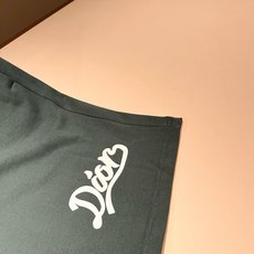 Dio*迪*奥 2026春夏新款男女同款👫休闲短裤,男女同款!裤腿logo压绒设计!时尚运动休闲短裤!面料采用进口纯棉材 Dio*迪*奥 2026春夏新款男女同款👫休闲短裤,男女同款!裤腿logo压绒设计!时尚运动休闲短裤!面料采用进口纯棉材