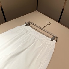 Dio*迪*奥 2026春夏新款男女同款👫休闲短裤,男女同款!裤腿logo压绒设计!时尚运动休闲短裤!面料采用进口纯棉材 Dio*迪*奥 2026春夏新款男女同款👫休闲短裤,男女同款!裤腿logo压绒设计!时尚运动休闲短裤!面料采用进口纯棉材