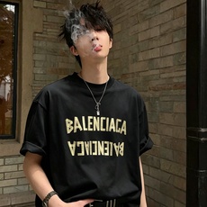 BALENCI*GA巴黎*家 春夏新款男女同款👫短袖T恤!走秀图案印花时尚休闲短袖T恤衫!设计logo印花设计!极具设计 BALENCI*GA巴黎*家 春夏新款男女同款👫短袖T恤!走秀图案印花时尚休闲短袖T恤衫!设计logo印花设计!极具设计