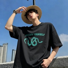 Gucc*古家 2026春夏新款男女同情侣款👫休闲宽松棉质圆领短袖T恤衫!贸易公司渠道稀出,同步官网发售 ! 2 Gucc*古家 2026春夏新款男女同情侣款👫休闲宽松棉质圆领短袖T恤衫!贸易公司渠道稀出,同步官网发售 ! 2