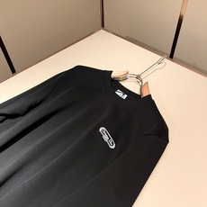 Dio*迪家 2026秋冬新款男女同款👫长袖打底衫,专柜同步发售!定制专属260克纯棉面料,定制原版工艺螺纹,胸前log Dio*迪家 2026秋冬新款男女同款👫长袖打底衫,专柜同步发售!定制专属260克纯棉面料,定制原版工艺螺纹,胸前log