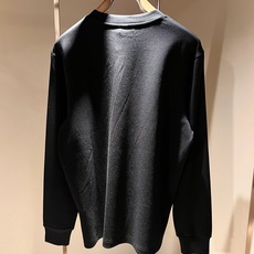 Dio*迪家 2026秋冬新款男女同款👫长袖打底衫,专柜同步发售!定制专属260克纯棉面料,定制原版工艺螺纹,胸前log Dio*迪家 2026秋冬新款男女同款👫长袖打底衫,专柜同步发售!定制专属260克纯棉面料,定制原版工艺螺纹,胸前log