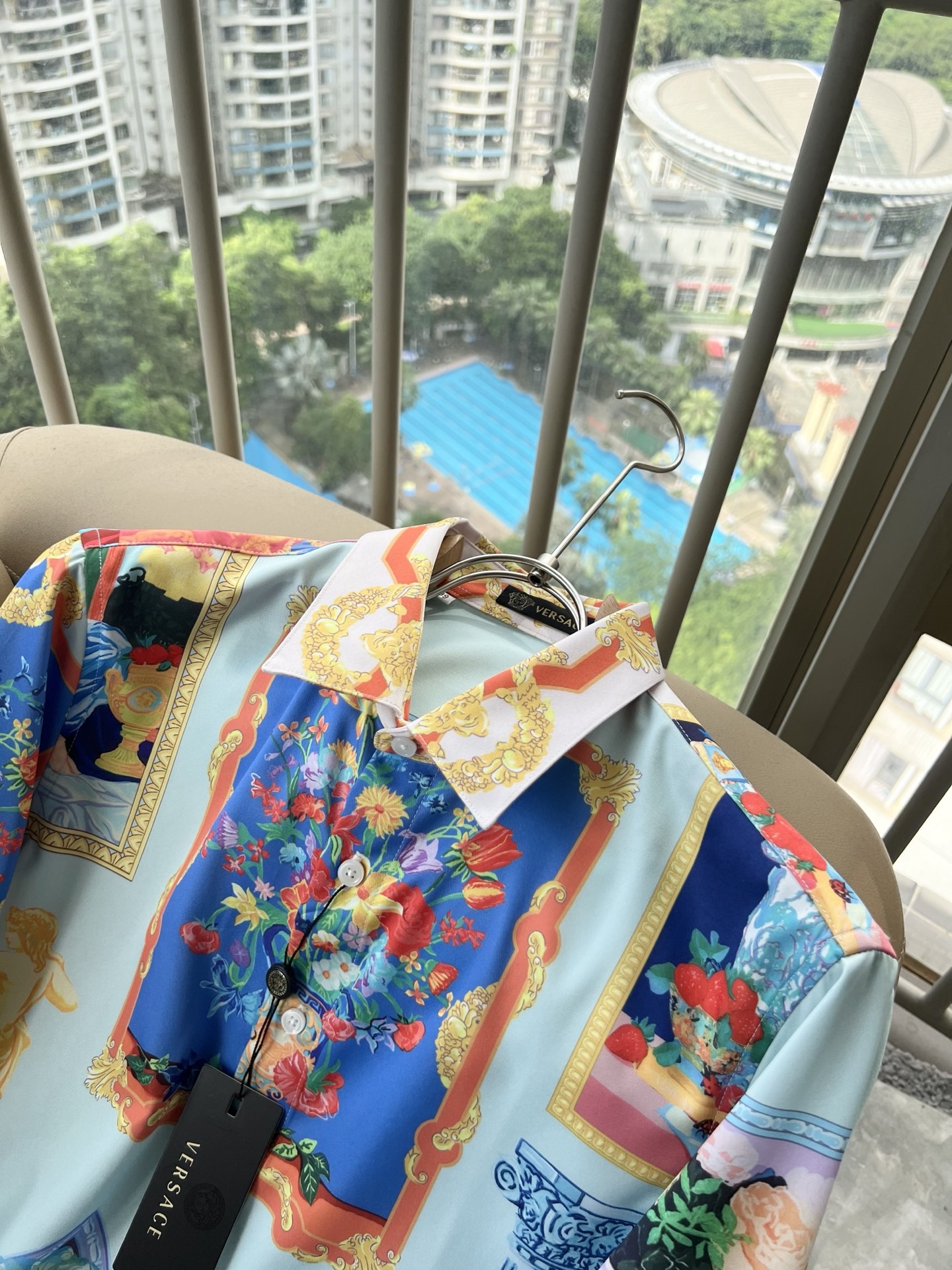 VERS*CE/范*哲  2026春夏新品原单长袖衬衣，VERS*CE/范*哲  贸易公司渠道 产品 值的推荐 ，全景印