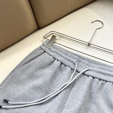 ARCTER*X始*祖鸟 2026春夏新款休闲运动风格休闲短裤裤,户外品牌可能大家第一想到的就是加拿大鹅、始祖鸟。给人一 ARCTER*X始*祖鸟 2026春夏新款休闲运动风格休闲短裤裤,户外品牌可能大家第一想到的就是加拿大鹅、始祖鸟。给人一