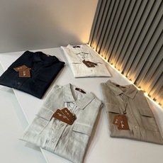 Loro Piana诺悠翩雅 2026春夏男士最新的贸易订单翻领衬衣,全品相!!采用logo刺绣图案设计!上身舒适透气, Loro Piana诺悠翩雅 2026春夏男士最新的贸易订单翻领衬衣,全品相!!采用logo刺绣图案设计!上身舒适透气,