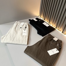Moncl*r蒙*口2026春夏最新的贸易订单休闲裤!全品相!!腰身logo图案徽章设计!定制专属棉麻面料剪裁!上身舒适 Moncl*r蒙*口2026春夏最新的贸易订单休闲裤!全品相!!腰身logo图案徽章设计!定制专属棉麻面料剪裁!上身舒适