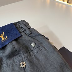LouisVuitt*路易*登 2026春夏新款男士棉麻休闲裤,男士经典时尚百搭商务休闲西裤! 都市精英商务休闲首选, LouisVuitt*路易*登 2026春夏新款男士棉麻休闲裤,男士经典时尚百搭商务休闲西裤! 都市精英商务休闲首选,