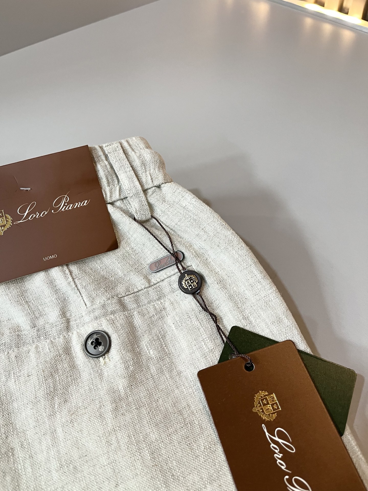 Loro Piana诺悠翩雅 2026春夏新品男士棉麻休闲裤，最新的贸易订单全品相！！网红款！上身舒适透气，不僵硬，整体