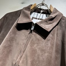 Loro Piana诺悠翩雅 2026秋冬新品男士休闲夹克外套,外贸公司订单!客供洗水皮材质,经典的专有织物之一! 质地 Loro Piana诺悠翩雅 2026秋冬新品男士休闲夹克外套,外贸公司订单!客供洗水皮材质,经典的专有织物之一! 质地