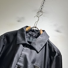 PRAD*A普*达2026秋冬新款男士夹克外套,最新款全网独家首上!!~既经典有时尚百搭,谁不爱啊,将经典再次展现,非常 PRAD*A普*达2026秋冬新款男士夹克外套,最新款全网独家首上!!~既经典有时尚百搭,谁不爱啊,将经典再次展现,非常