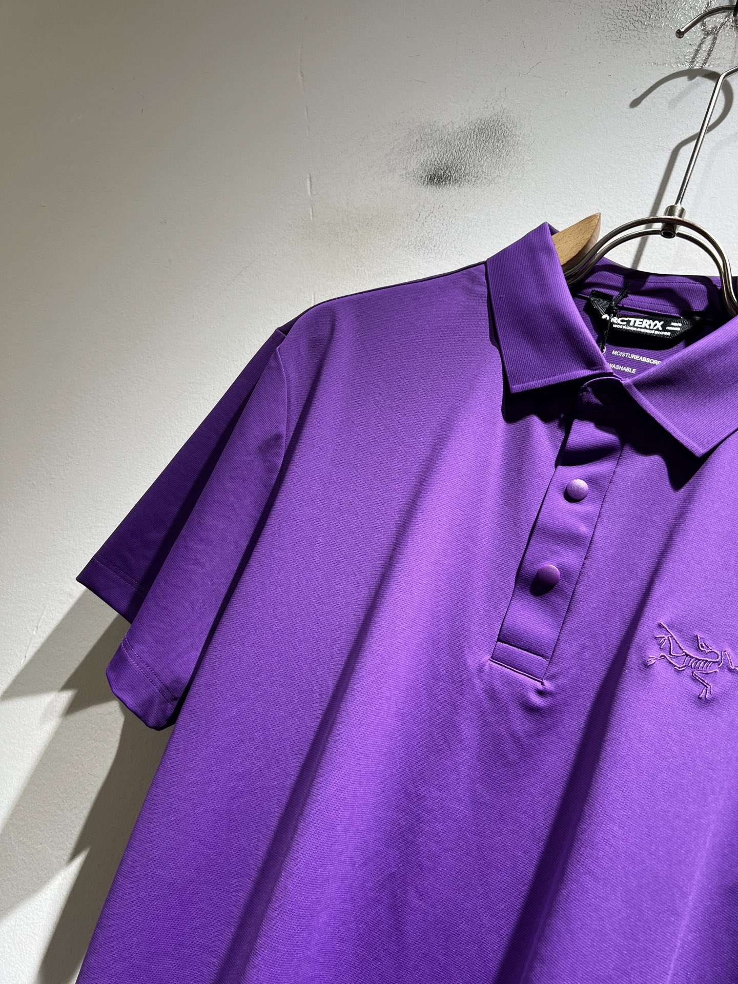 ARCTER*X始*祖鸟 2026春夏新款男士短袖Polo，户外品牌可能大家第一想到的就是加拿大鹅、始祖鸟。给人一种标签