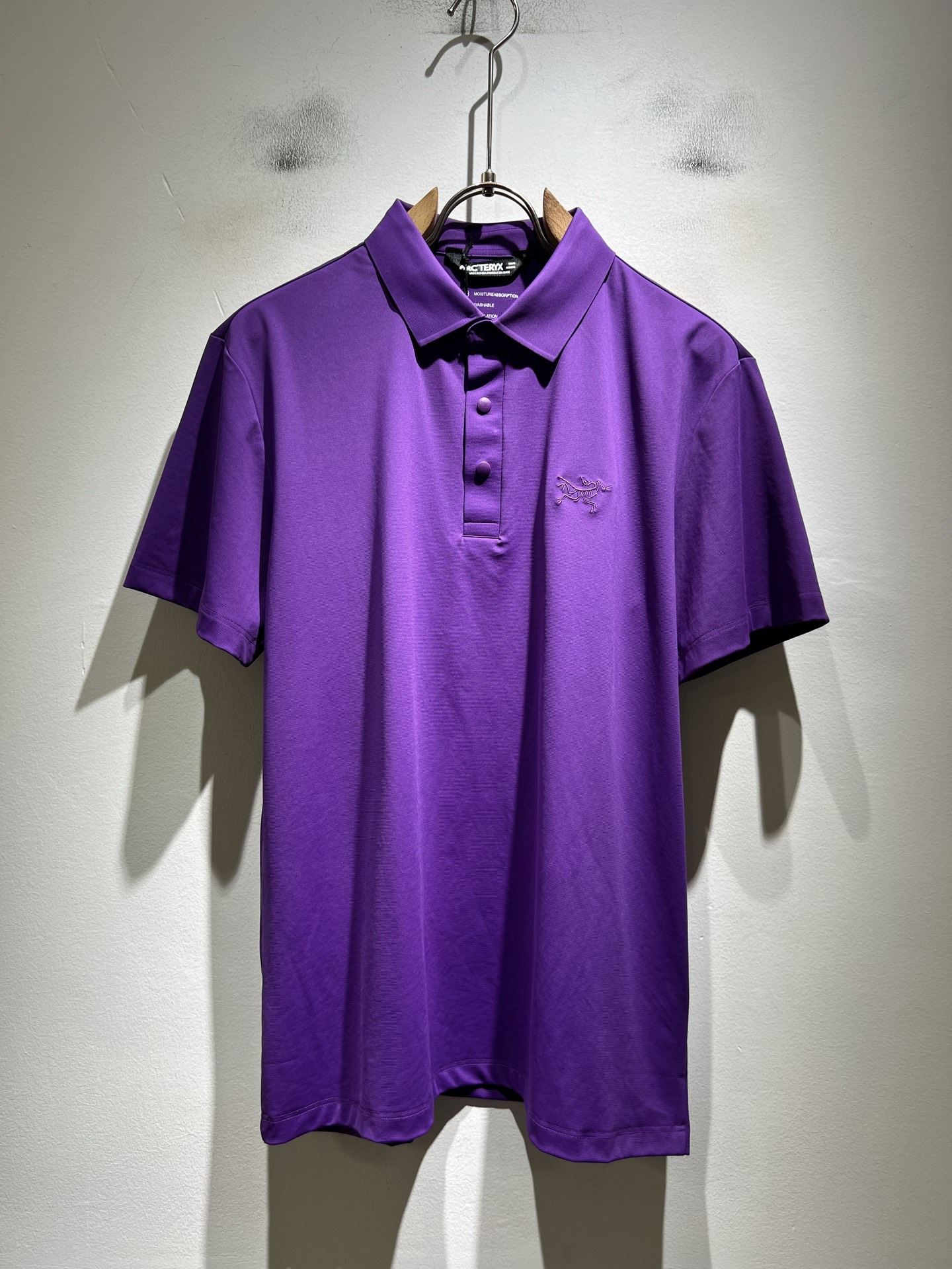 ARCTER*X始*祖鸟 2026春夏新款男士短袖Polo，户外品牌可能大家第一想到的就是加拿大鹅、始祖鸟。给人一种标签