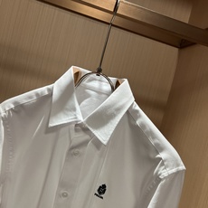 PRAD*A普*达2026秋季新款休闲男士衬衣,最新时尚休闲logo刺绣修饰!贸易公司渠道稀出,同步官网发售,最为期待的 PRAD*A普*达2026秋季新款休闲男士衬衣,最新时尚休闲logo刺绣修饰!贸易公司渠道稀出,同步官网发售,最为期待的