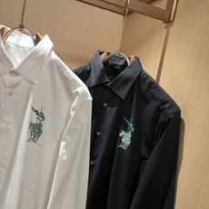 Bur*erry 巴*莉 2026秋季新款男士衬衣,品牌最新设计元素!既不单调也不复杂,恰到好处的展现品味!客供定制原版 Bur*erry 巴*莉 2026秋季新款男士衬衣,品牌最新设计元素!既不单调也不复杂,恰到好处的展现品味!客供定制原版